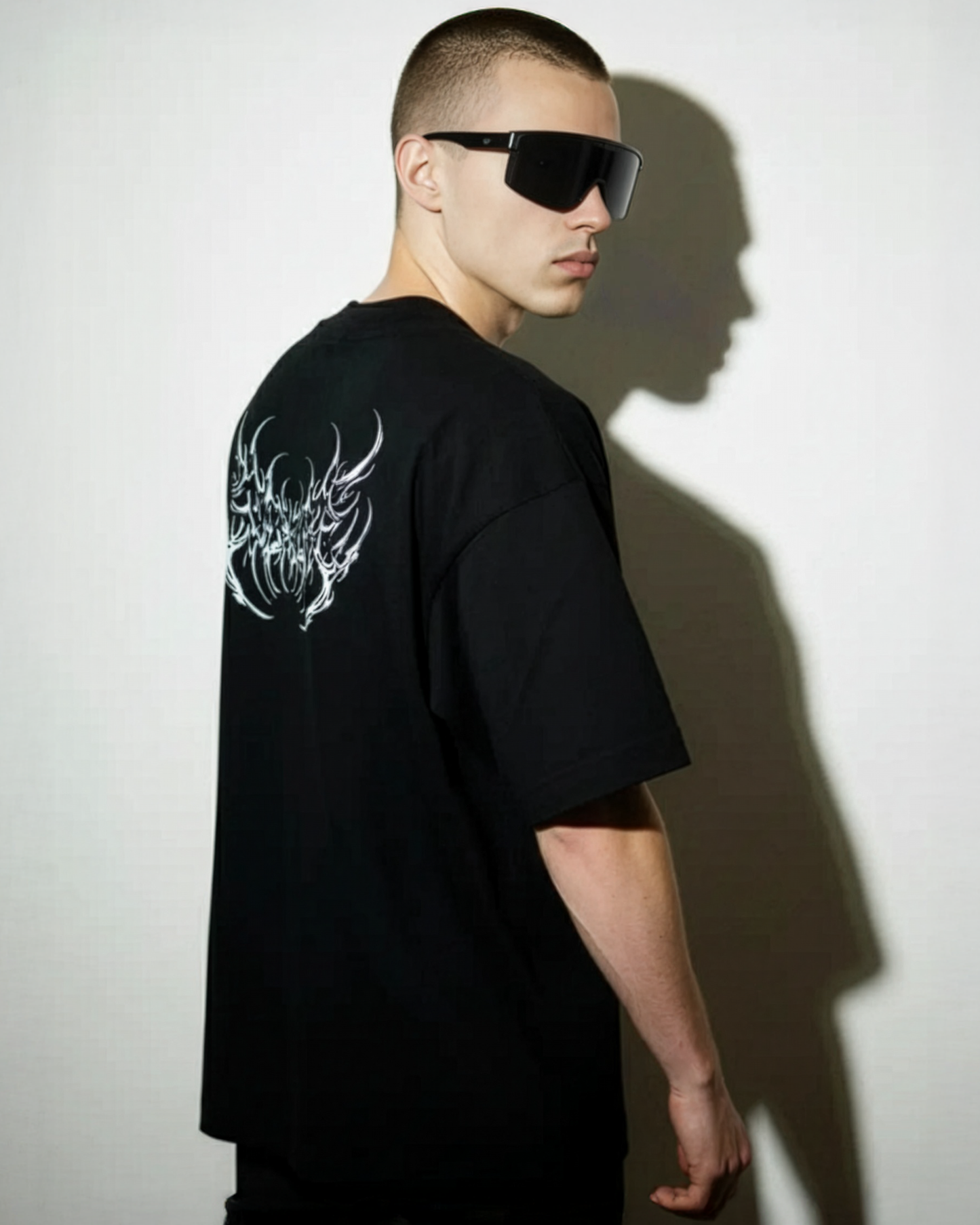 SKINRAVE Tee // KICKCORE GREY // The Manifesto