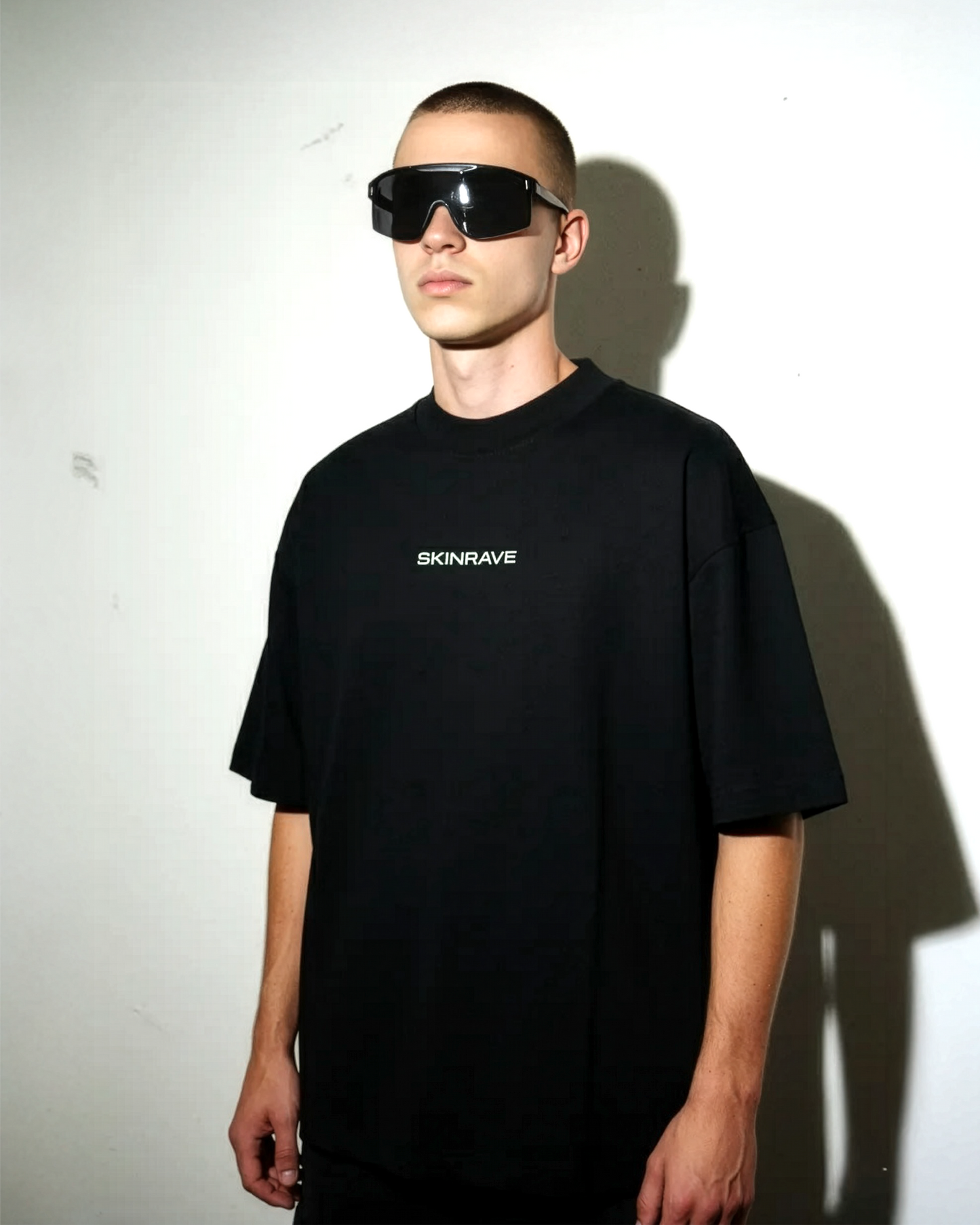 SKINRAVE Tee // KICKCORE GREY // The Manifesto