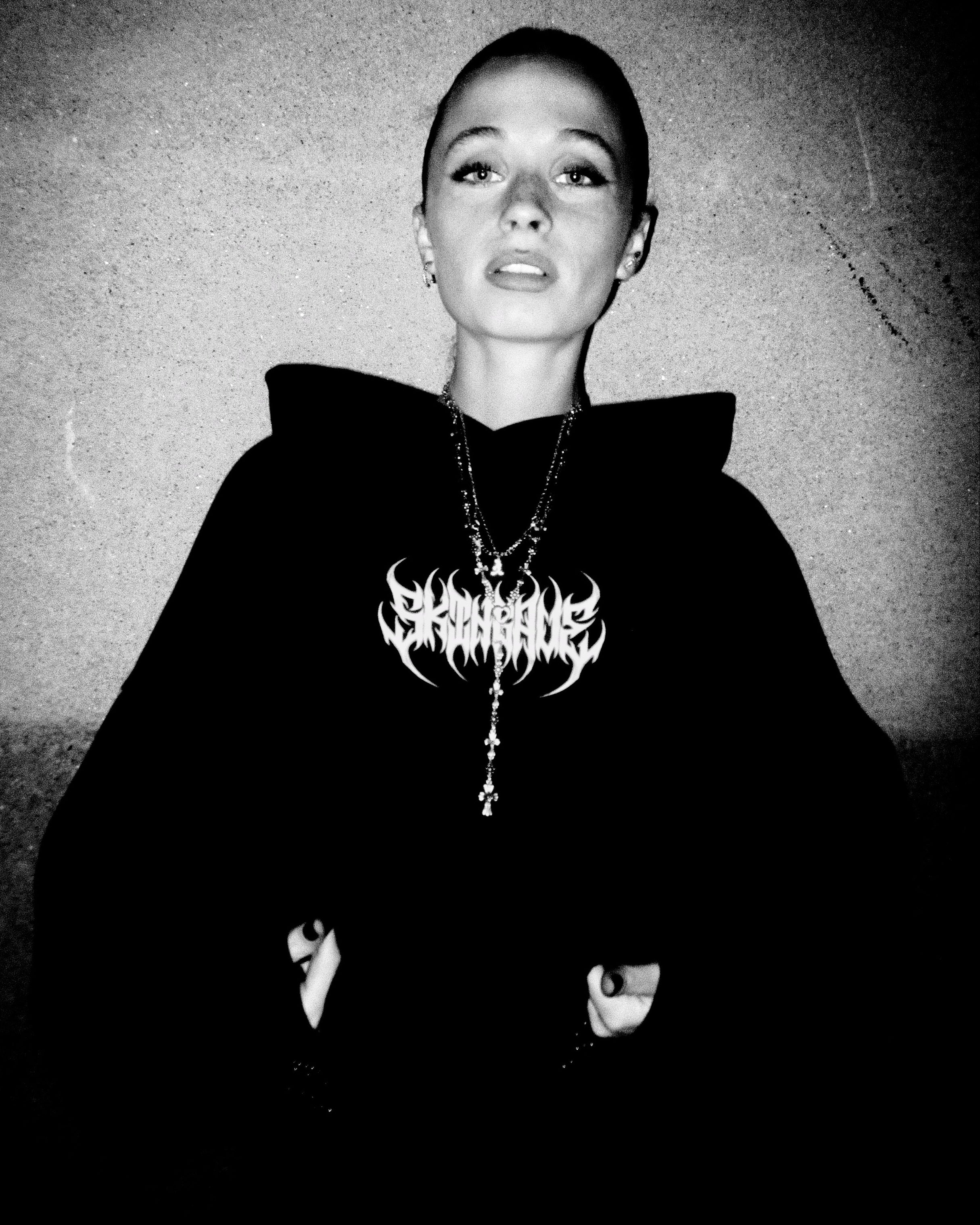 SKINRAVE HOODIE