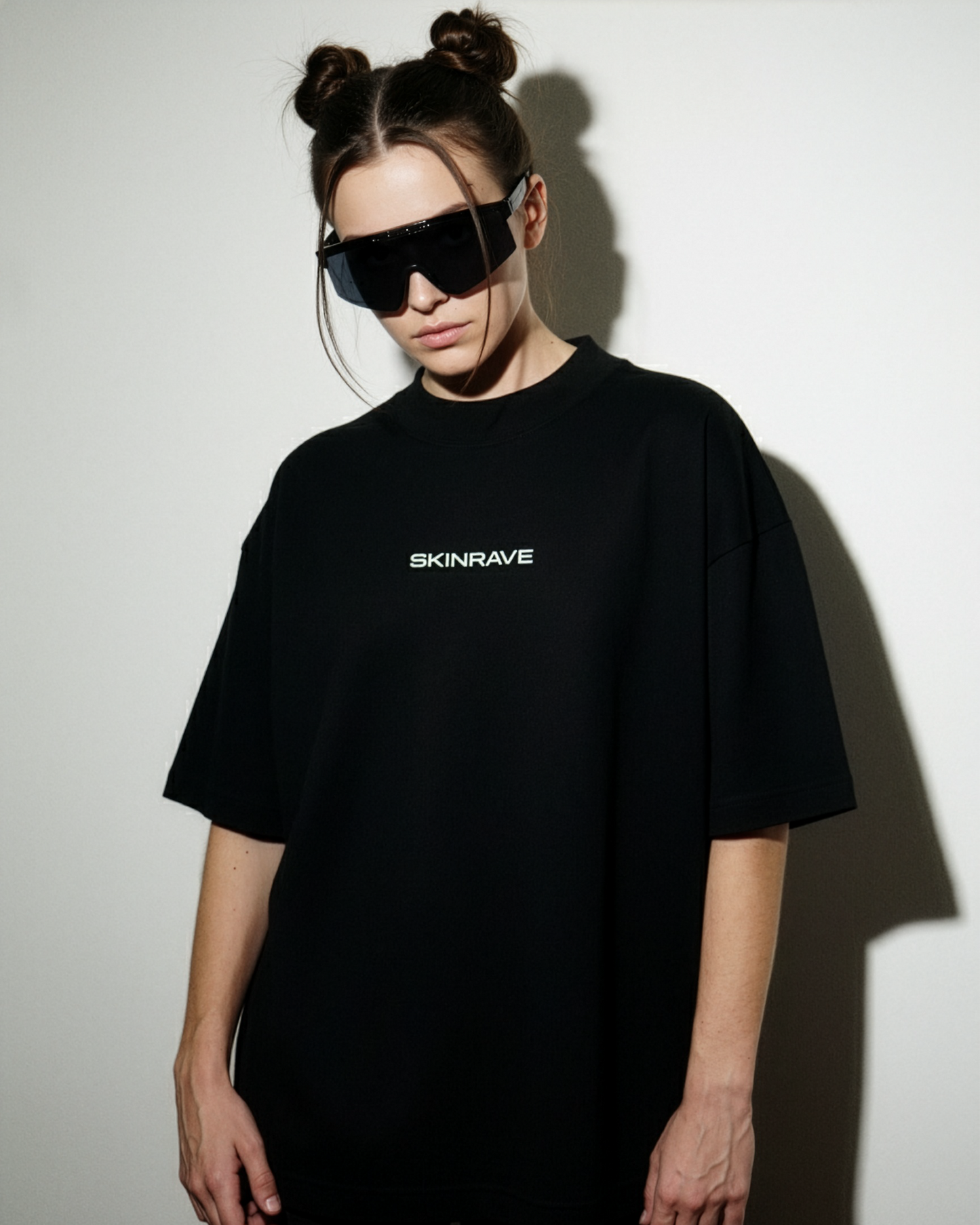 SKINRAVE Tee // KICKCORE GREY // The Manifesto