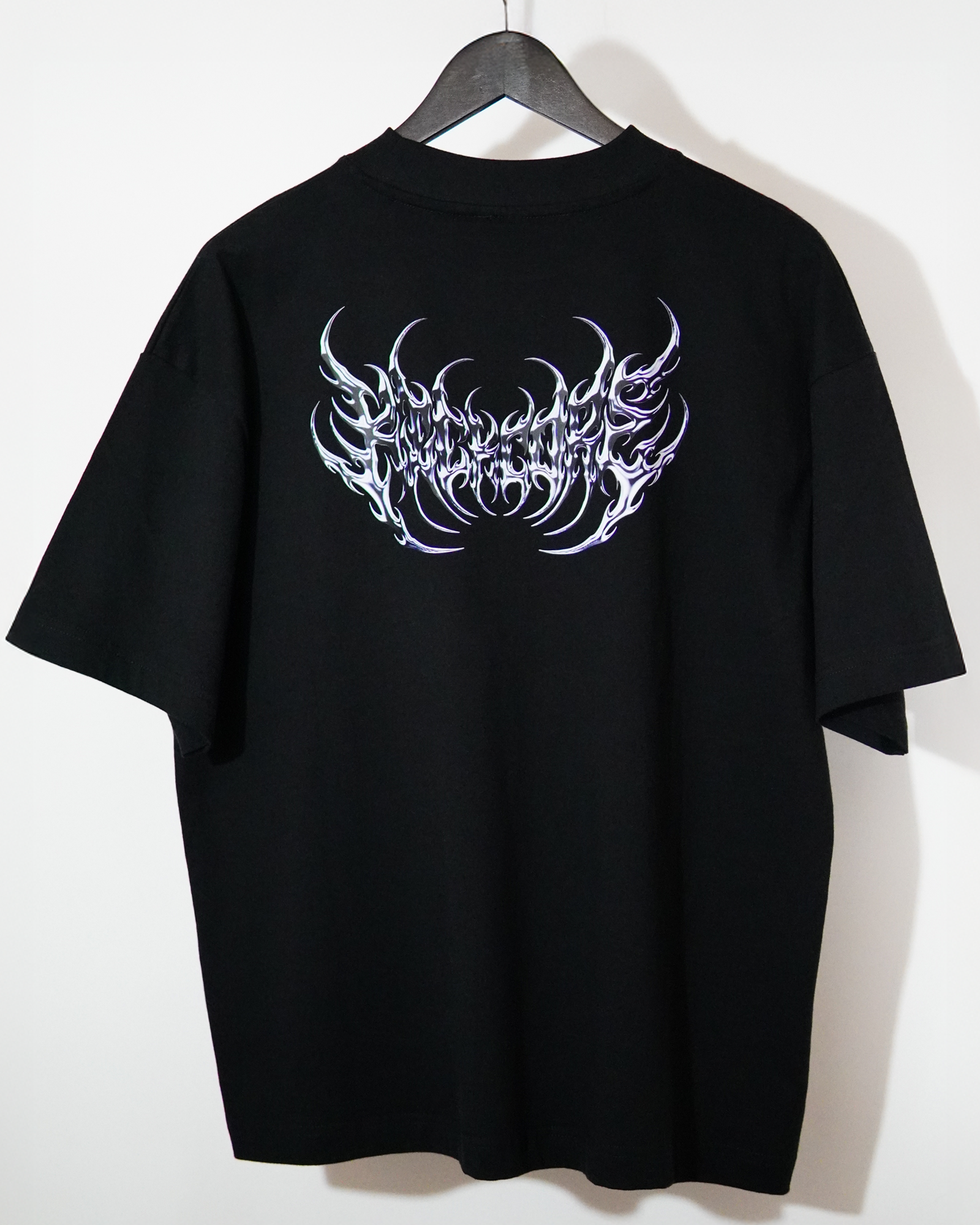 SKINRAVE Tee // KICKCORE GREY // The Manifesto