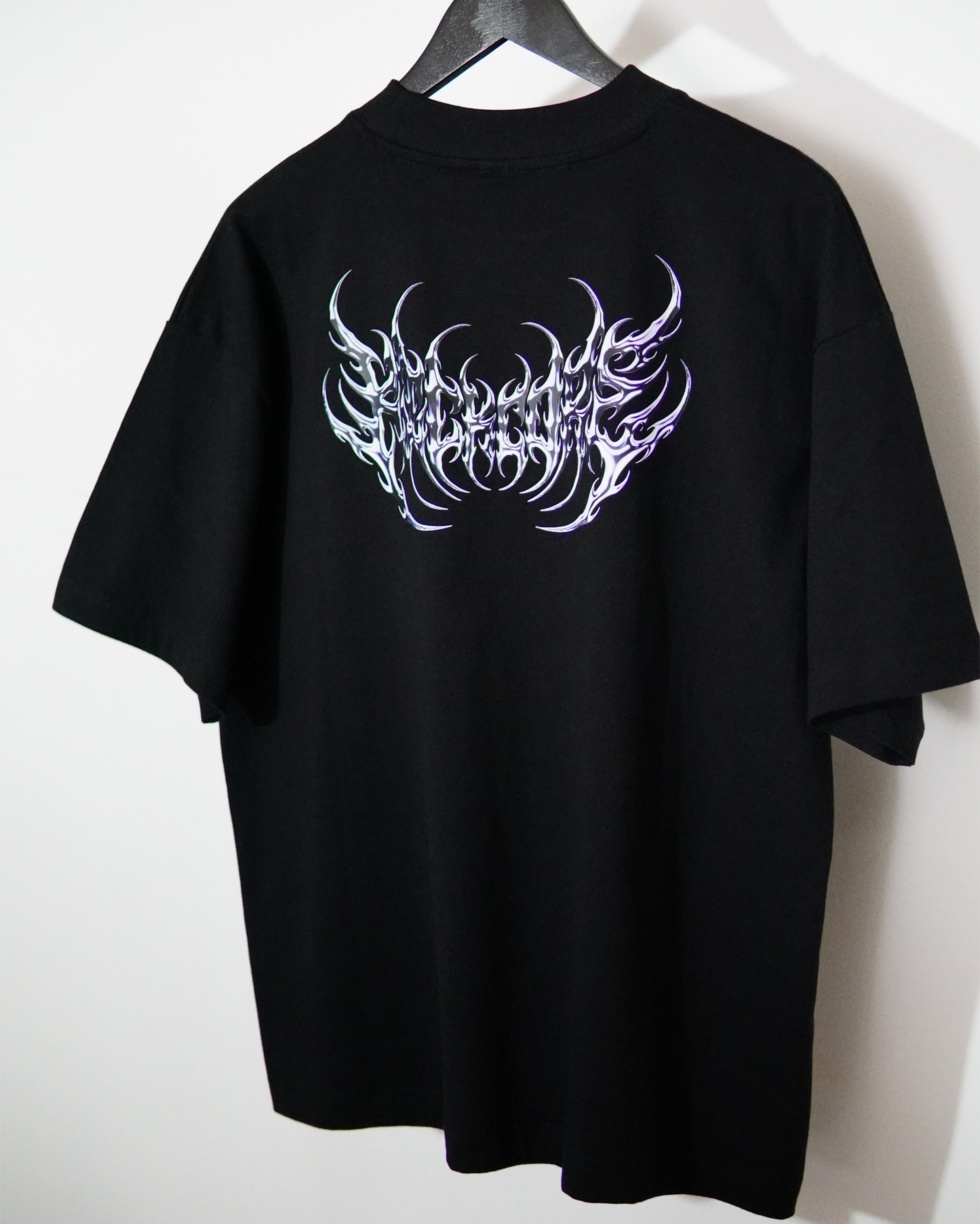 SKINRAVE Tee // KICKCORE GREY // The Manifesto