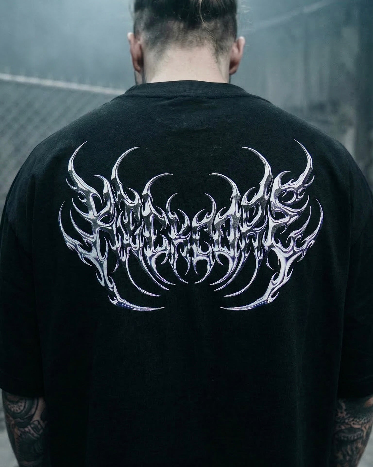 SKINRAVE Tee // KICKCORE GREY // The Manifesto